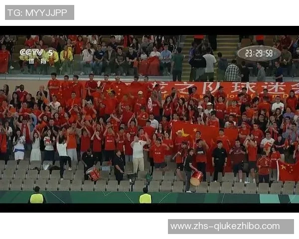 中国与日本足球激战正酣直播盛况全程回顾与精彩瞬间解析 中国与日本足球激战正酣直播盛况全程回顾与精彩瞬间解析